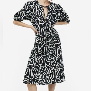 H&M Tie-Detail Linen-Blend Dress in a black and white Size XXL